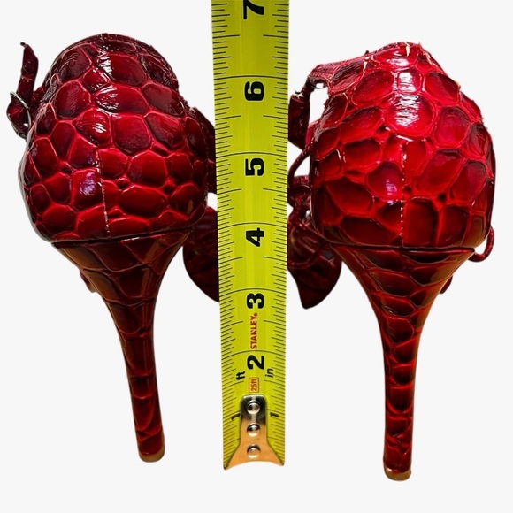 Vintage White House Black Market 7.5M Red Faux Crocodile Platform Sandals Heels - Picture 8 of 10